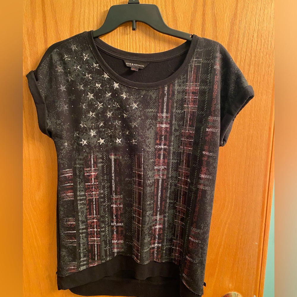 Rock & Republic glittery flag shirt Sz XS (runs a little big)